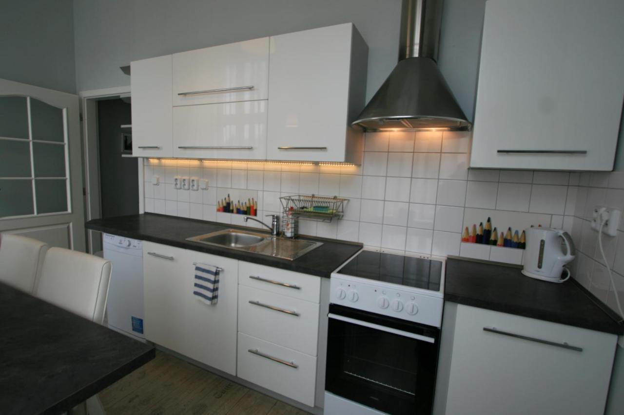 Apartment No. 4B I.P.Pavlova 32 การ์โลวีวารี ภายนอก รูปภาพ
